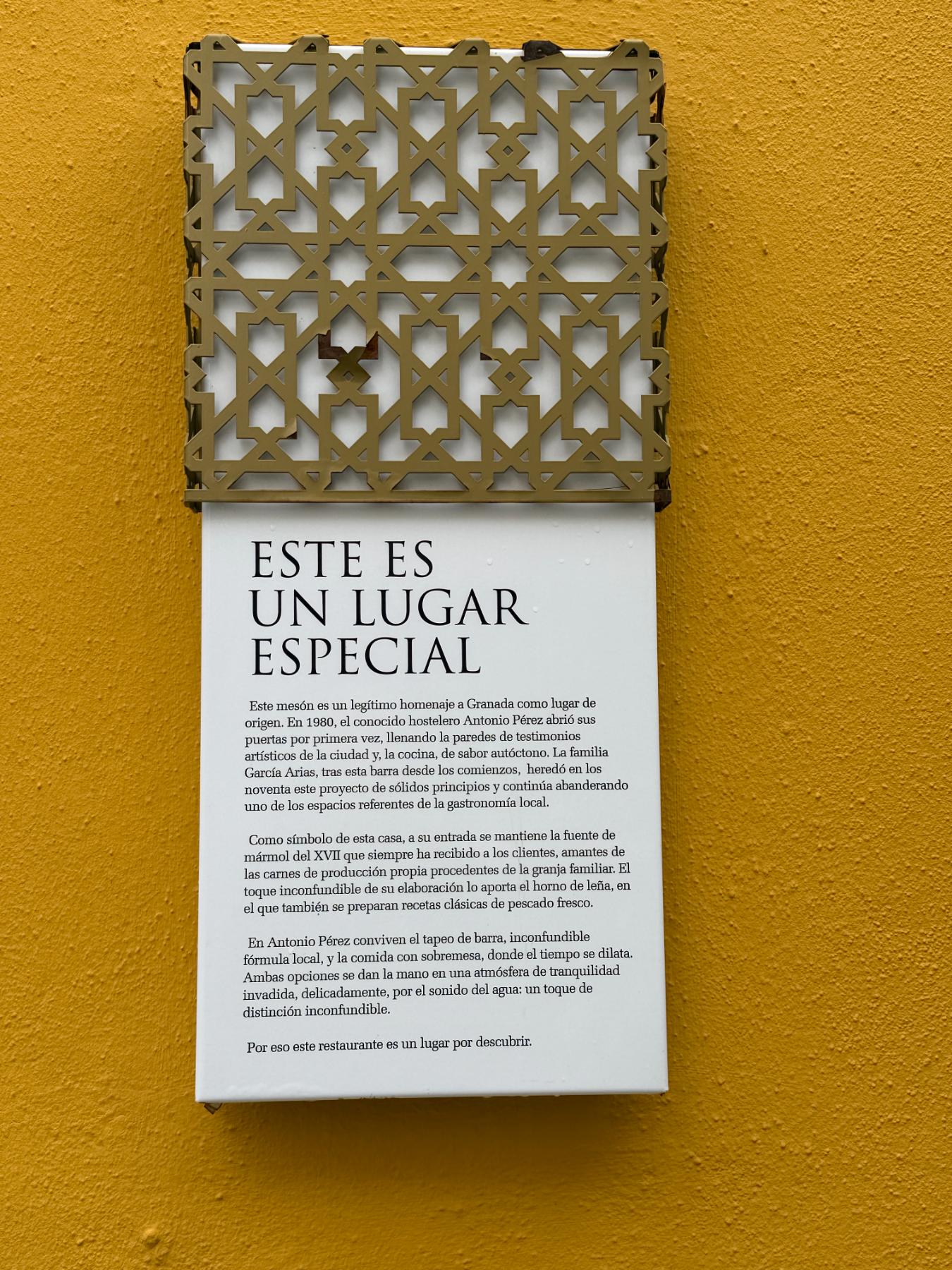 Mesón Antonio Pérez — ambiente del restaurante